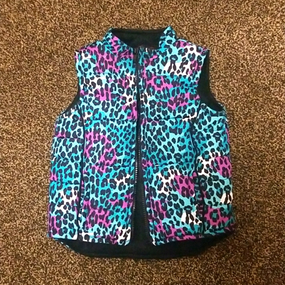 Leopard print vest